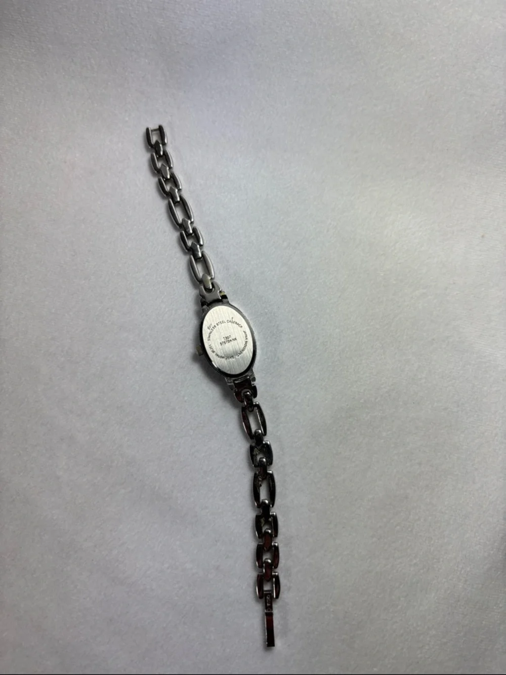 Women's Silver Chain-Link Watch with Black Dial Vintage New Battery**